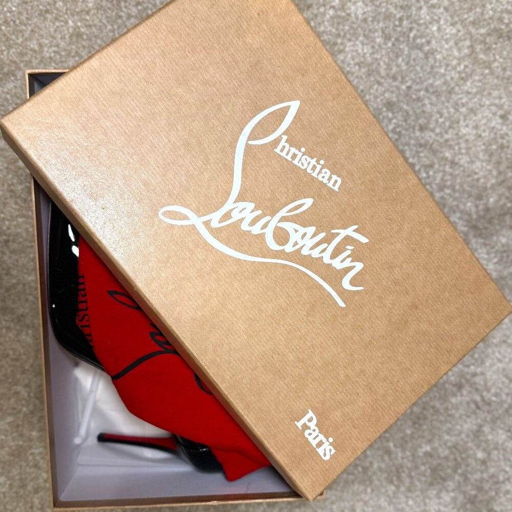 Christian Louboutin Sporty Kate - Black